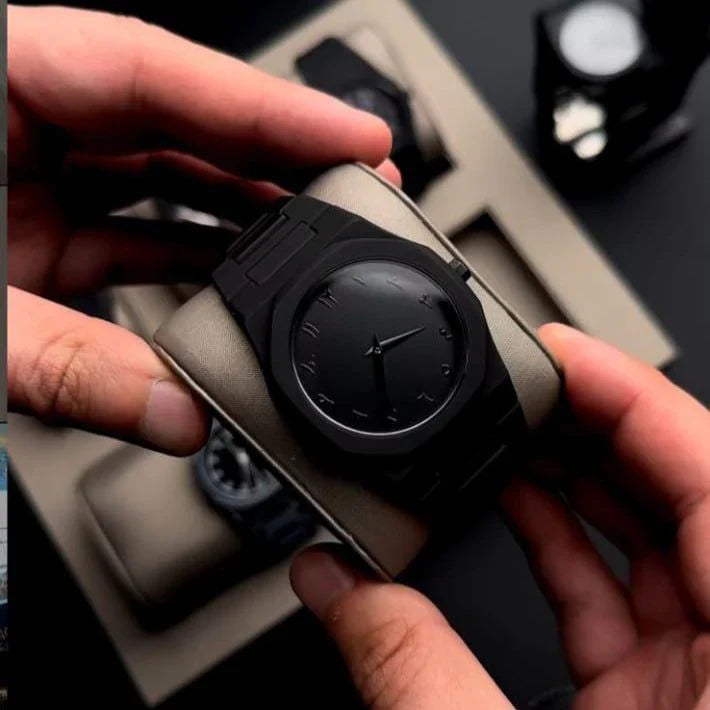 Black Aura Watch — All-Black Quartz Timepiece for Men & Women