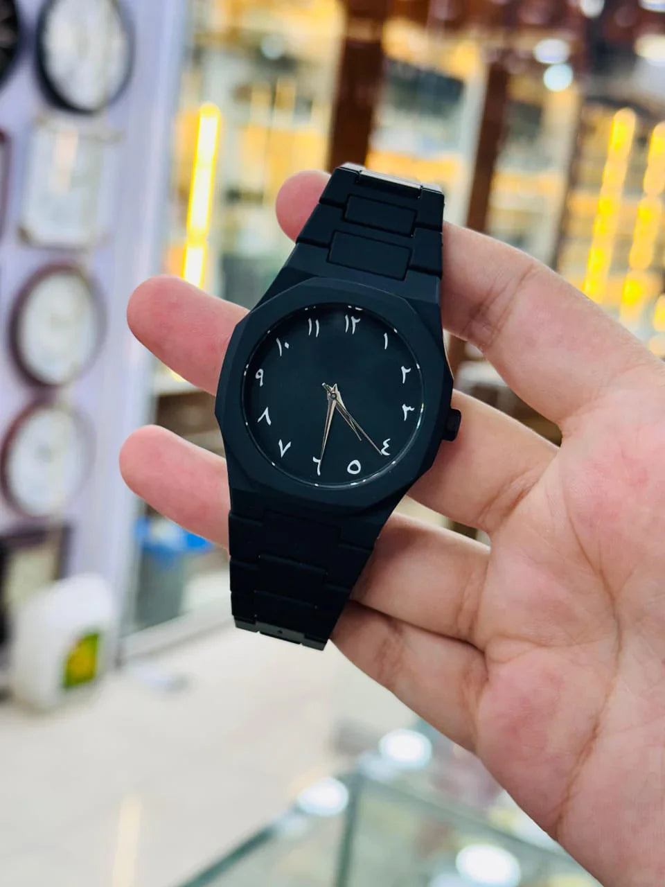 Black Aura Watch — All-Black Quartz Timepiece for Men & Women